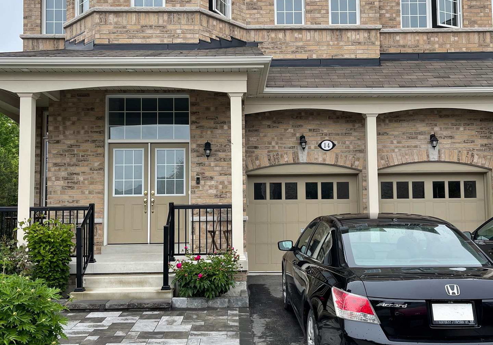 14-aquilina-court-ajax-ontario-e12471989