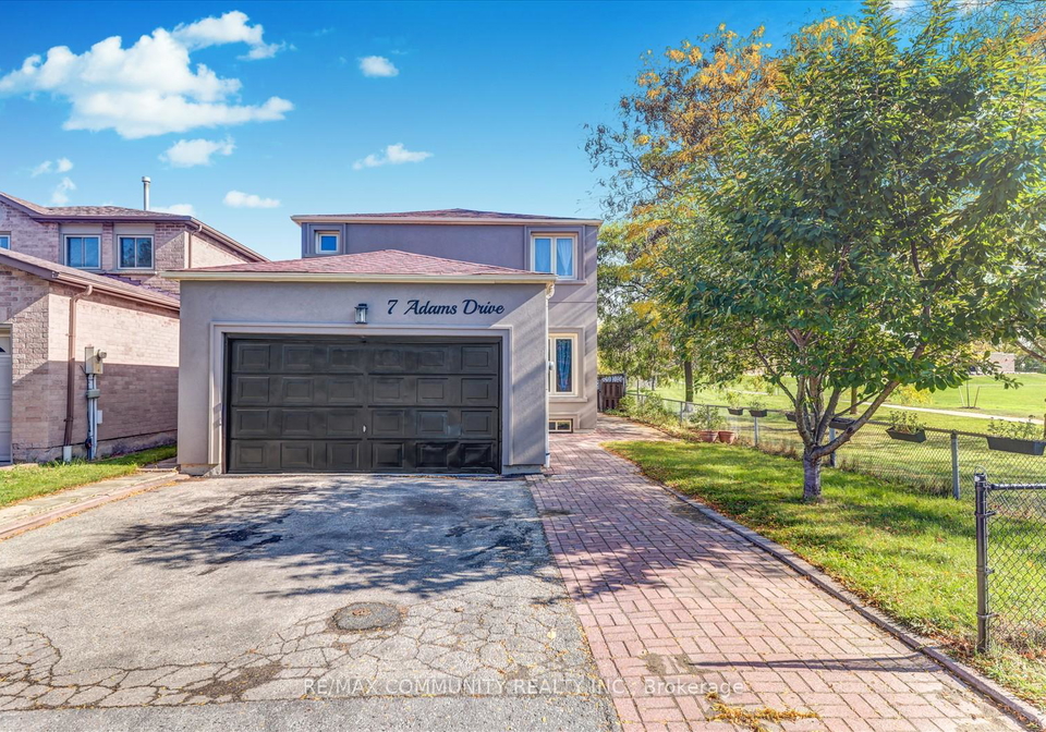 7-adams-drive-ajax-ontario-e12473393