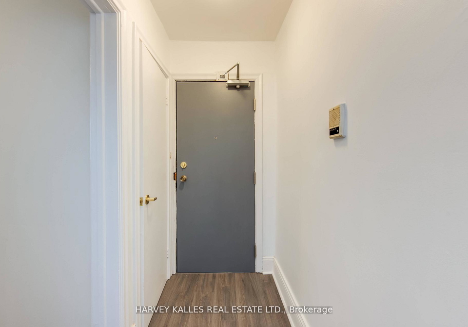 2905-st-clair-avenue-e-east-york-ontario-e12473460
