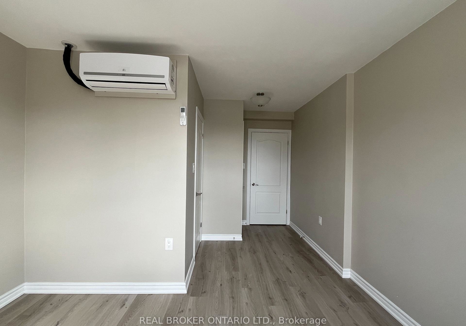 395a-donlands-avenue-east-york-ontario-e12475241
