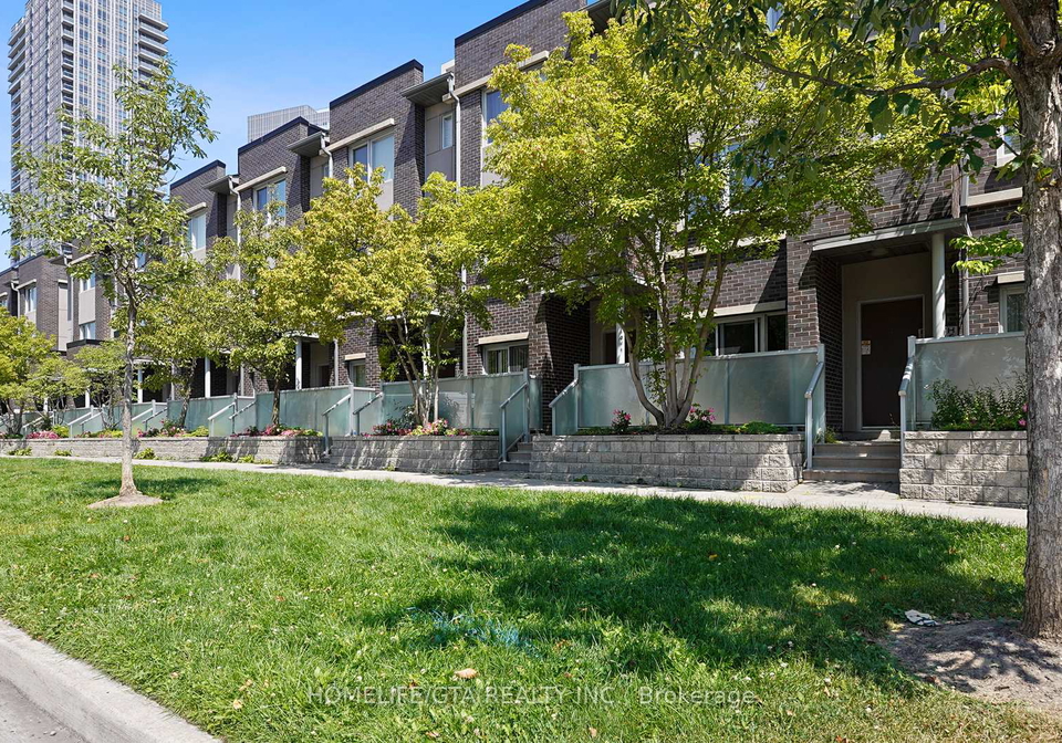 330-village-green-square-scarborough-ontario-e12475263