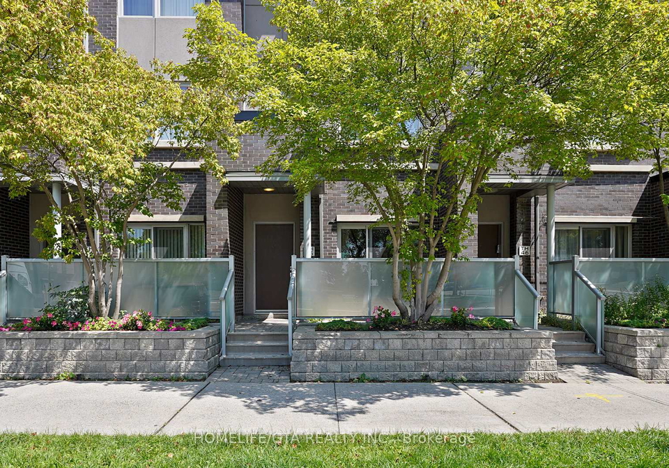 330-village-green-square-scarborough-ontario-e12475263