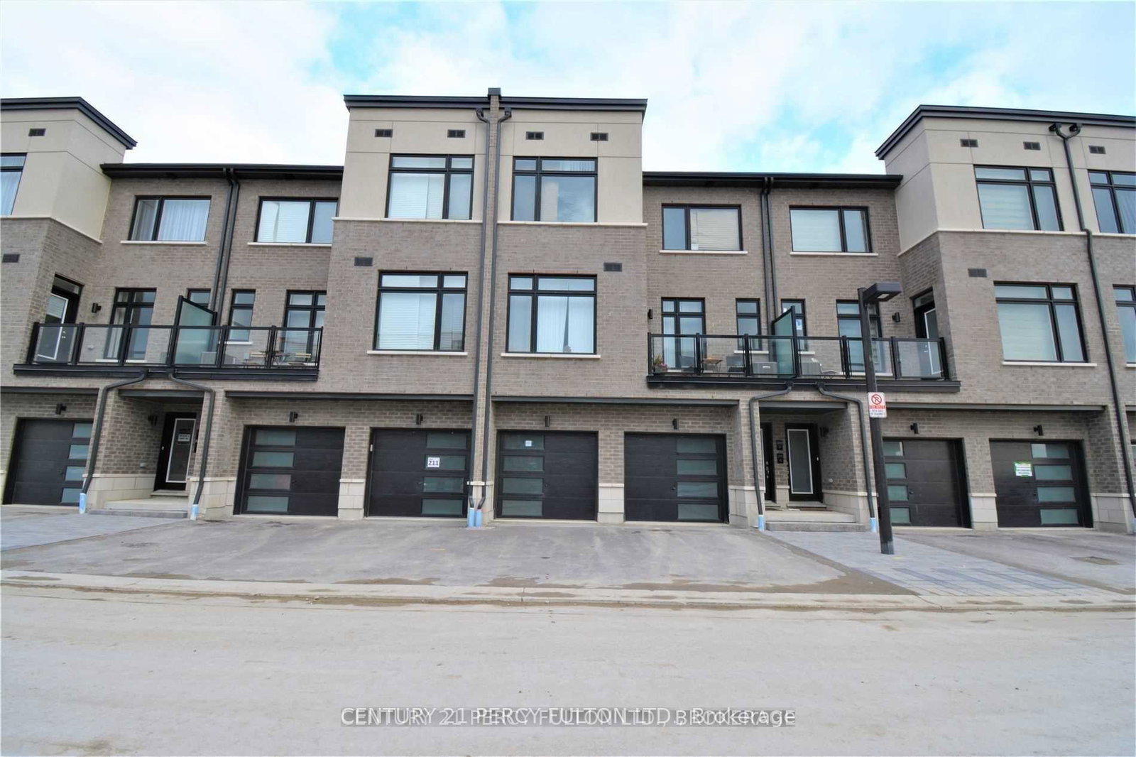 2550-castlegate-crossing-drive-pickering-ontario-e12475625