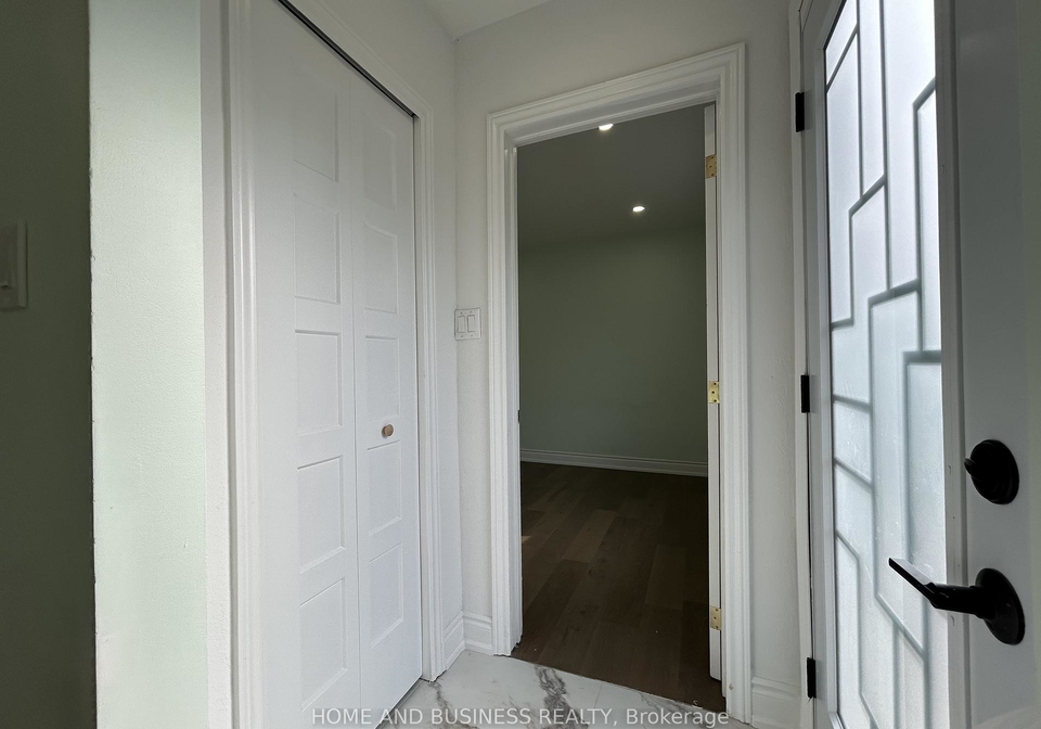 35-mack-avenue-scarborough-ontario-e12475912