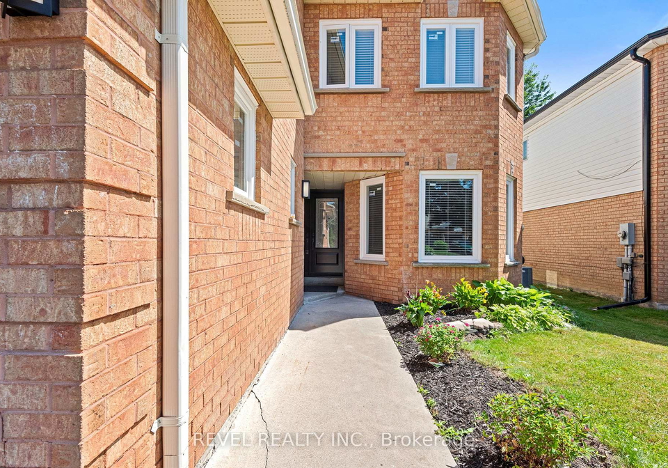 1005-sandcliff-drive-oshawa-ontario-e12476061