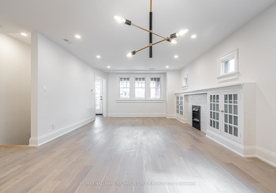 18-wineva-avenue-toronto-ontario-e12476777