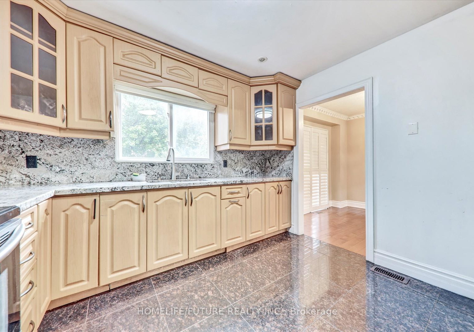 97-dunsfold-drive-scarborough-ontario-e12477375