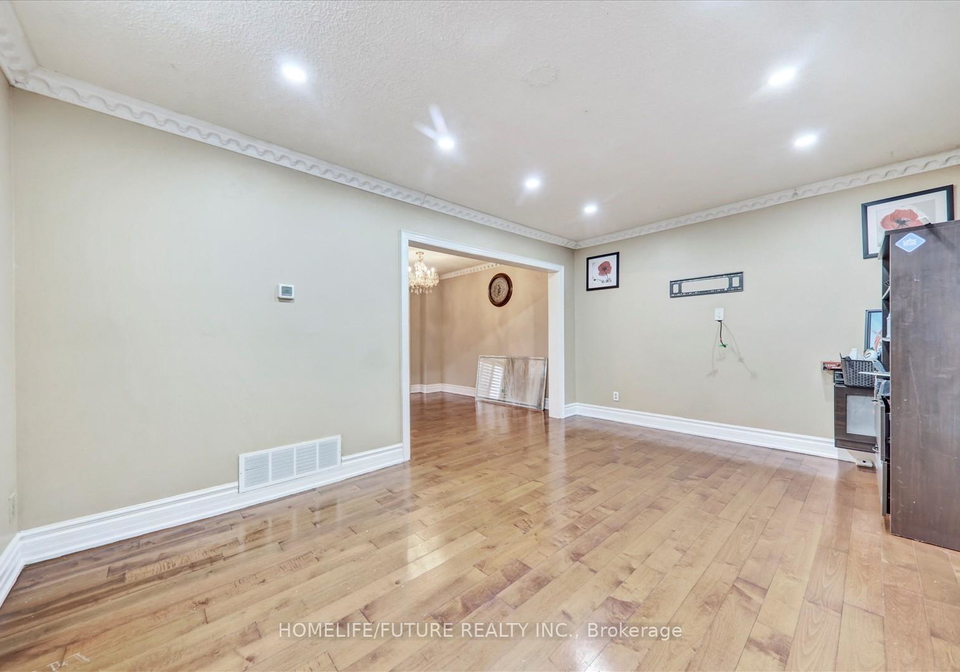 97-dunsfold-drive-scarborough-ontario-e12477375