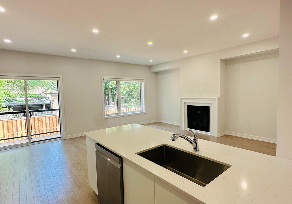 37-danielle-moore-circle-scarborough-ontario-e12477505