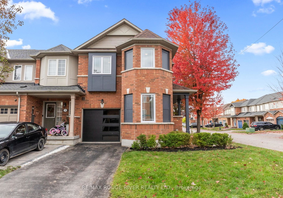 32-beer-crescent-ajax-ontario-e12477510