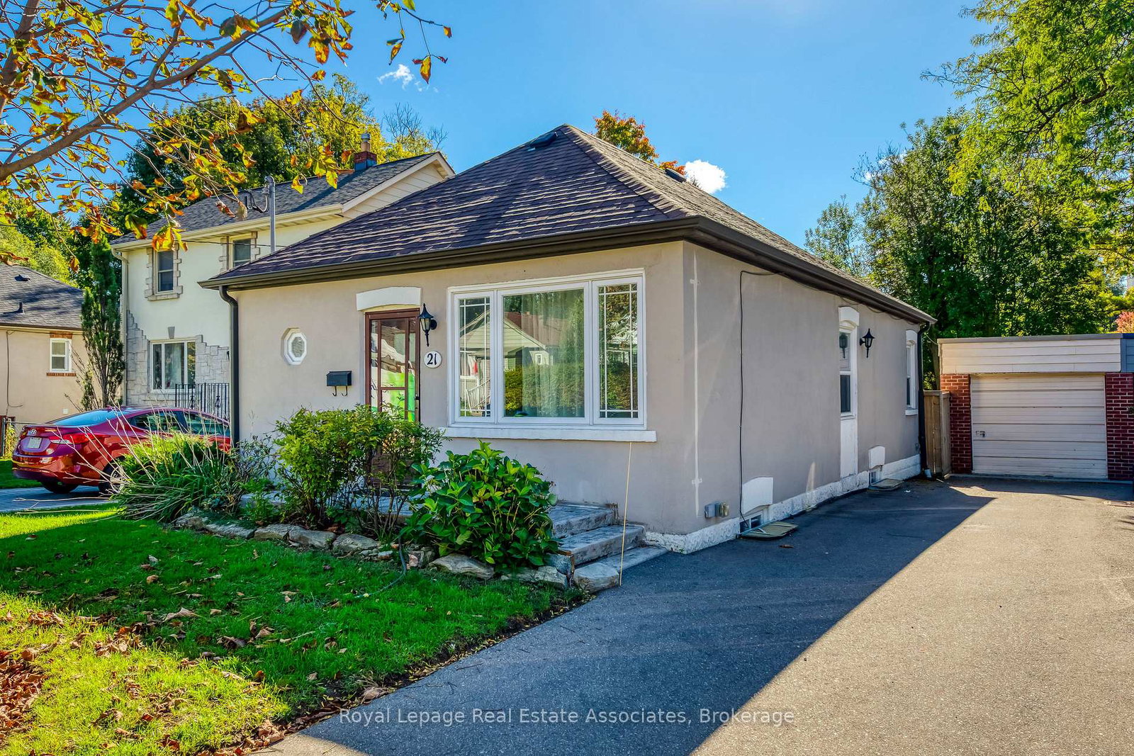 21-brenton-street-east-york-ontario-e12477585