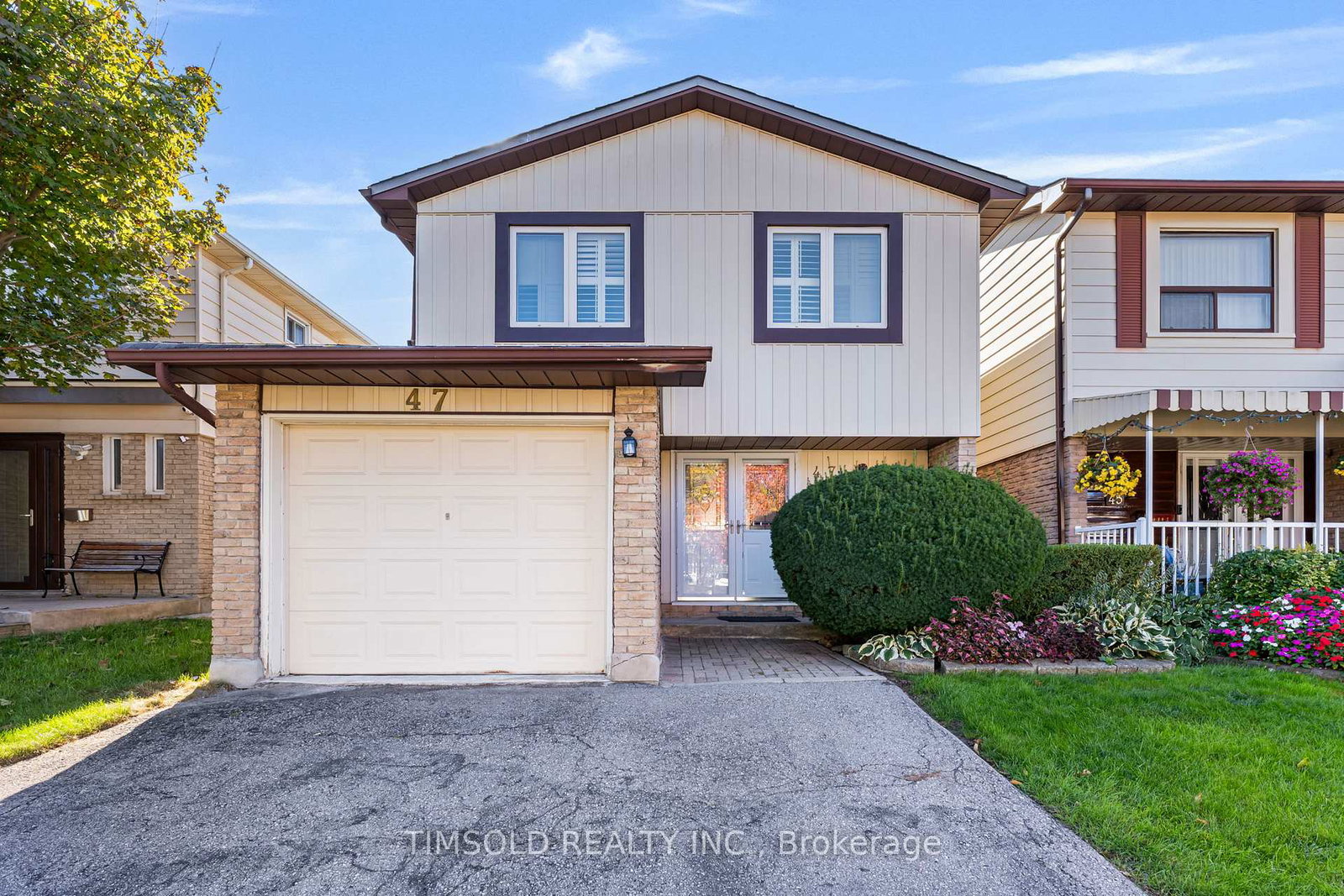 47-carolbreen-square-scarborough-ontario-e12477588