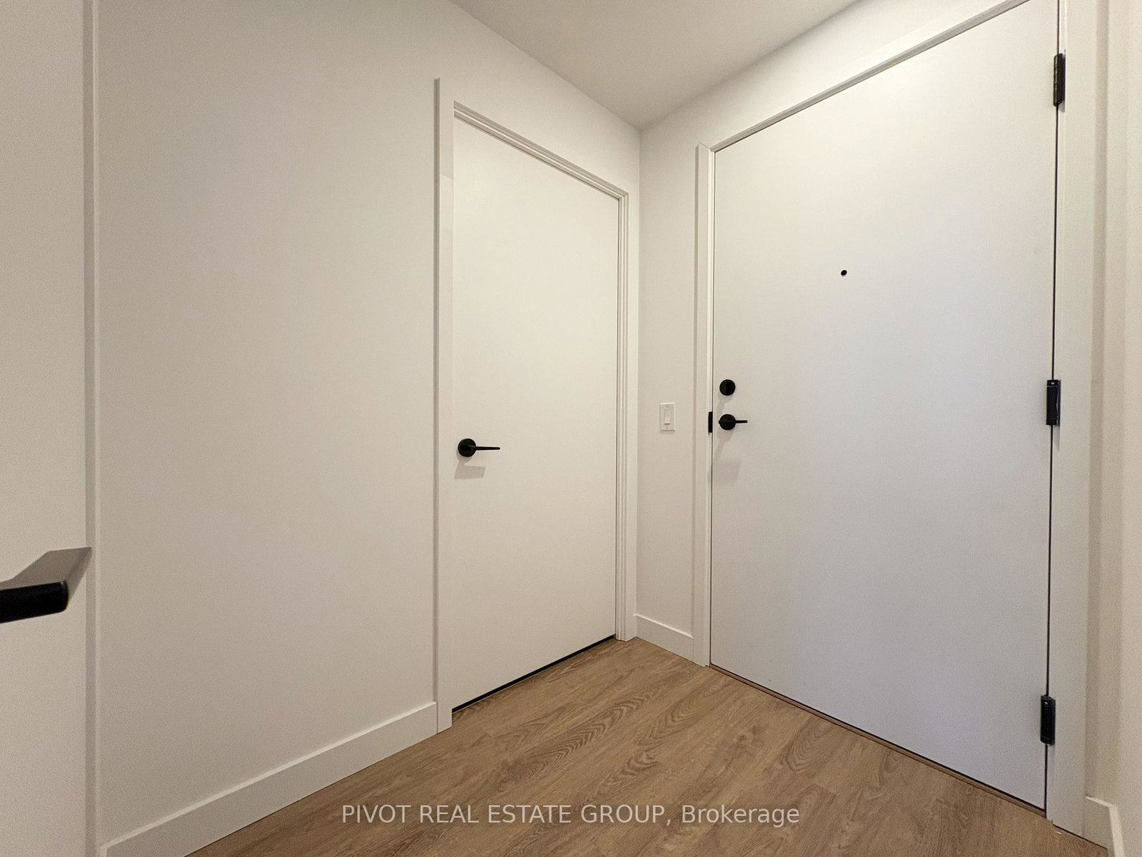 1050-eastern-avenue-toronto-ontario-e12478226