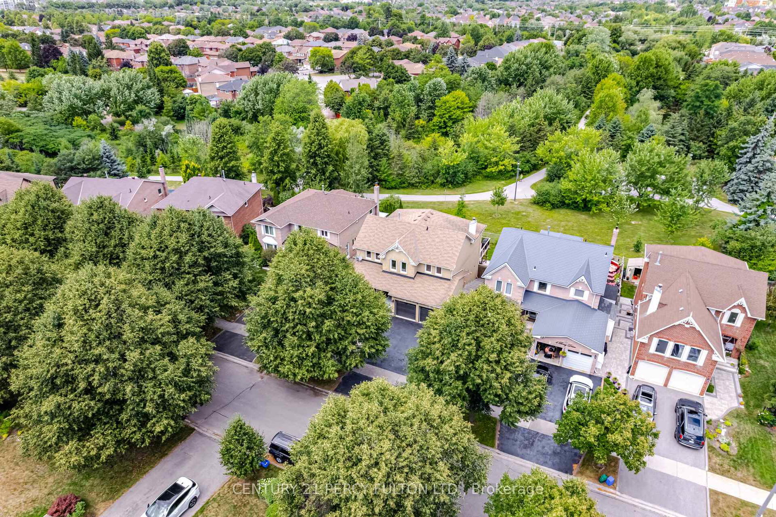 6-bray-drive-ajax-ontario-e12478441