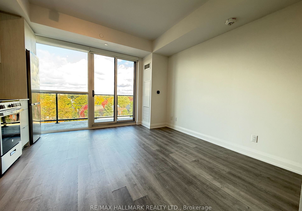 2369-danforth-avenue-toronto-ontario-e12478934