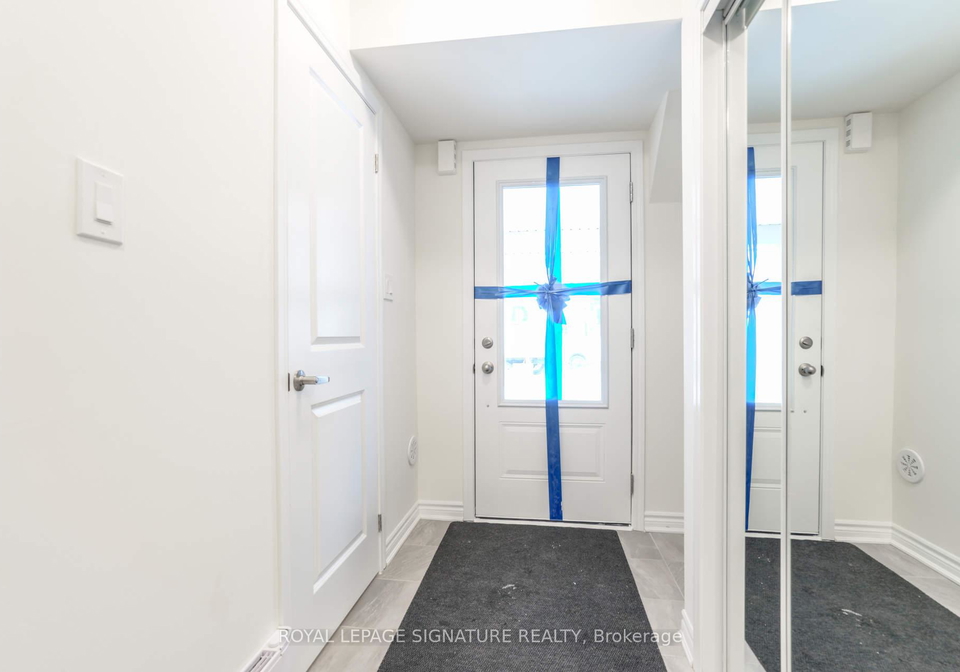 8-fusilier-drive-scarborough-ontario-e12479447