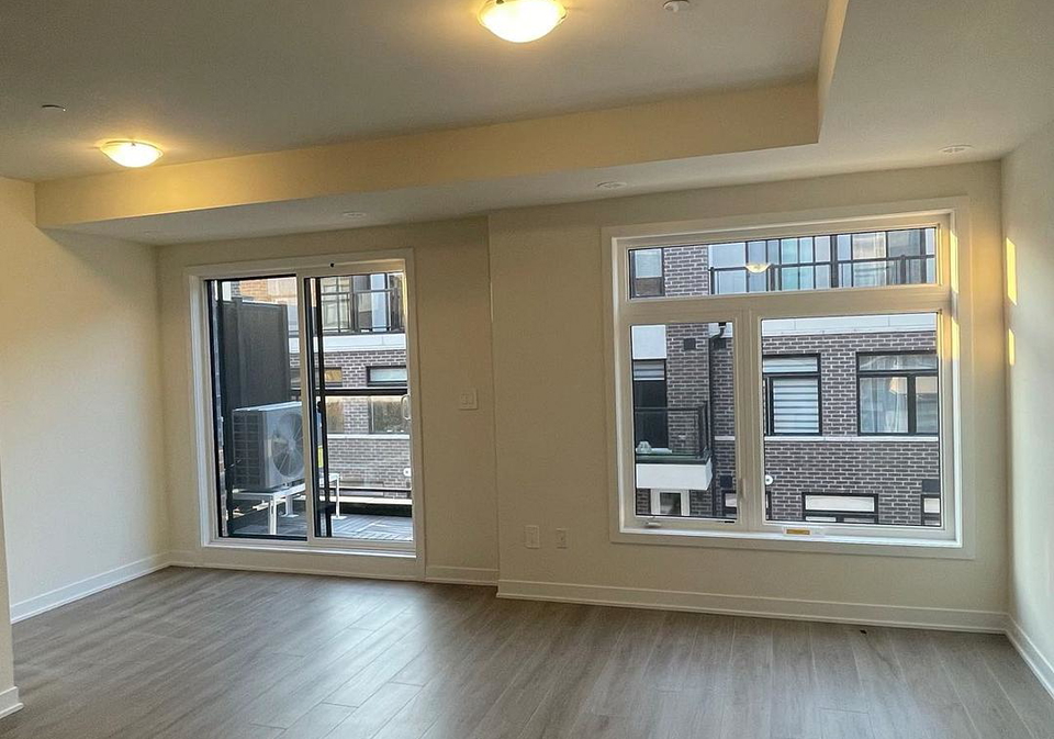 755-omega-drive-pickering-ontario-e12479648
