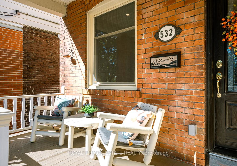 532-glebeholme-boulevard-east-york-ontario-e12479812