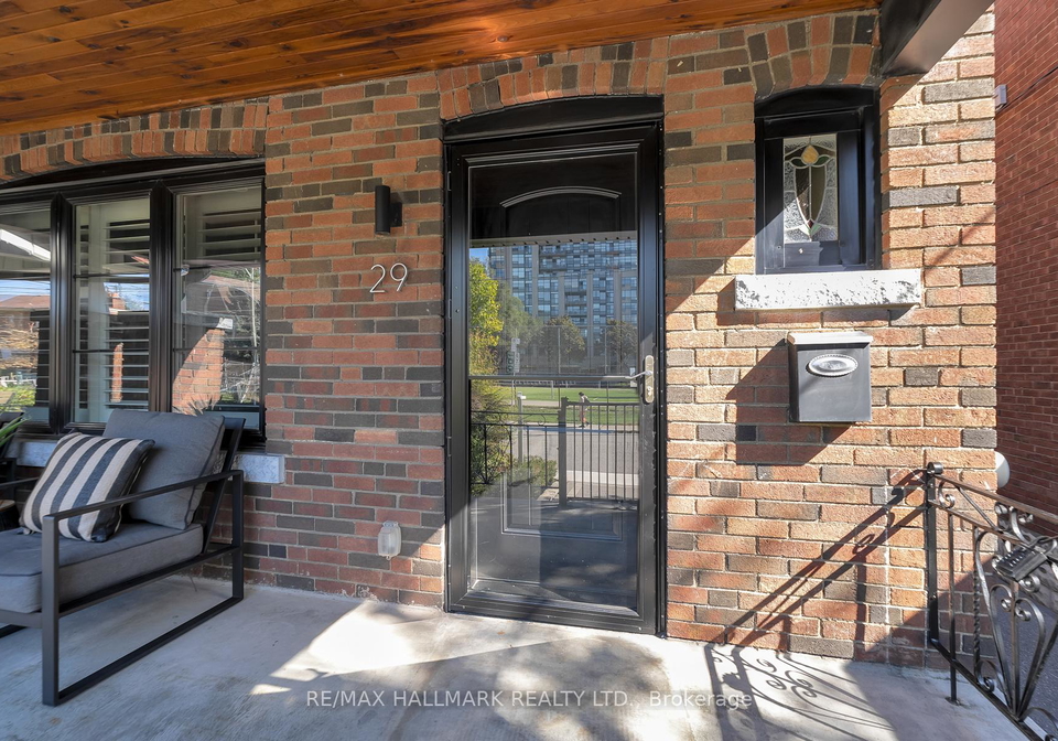 29-lesmount-avenue-east-york-ontario-e12480364