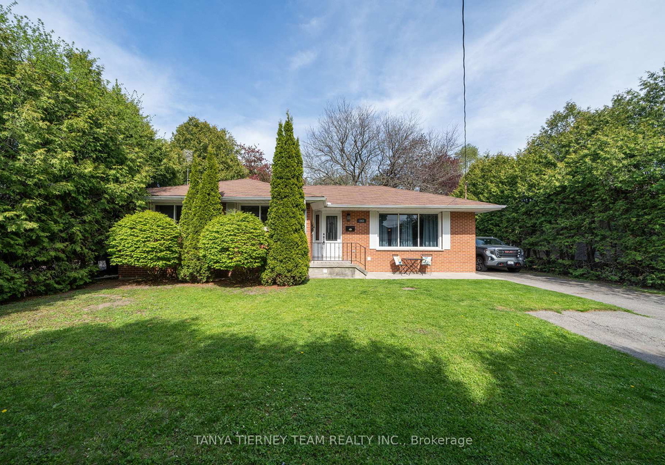 243-garrard-road-whitby-ontario-e12480378