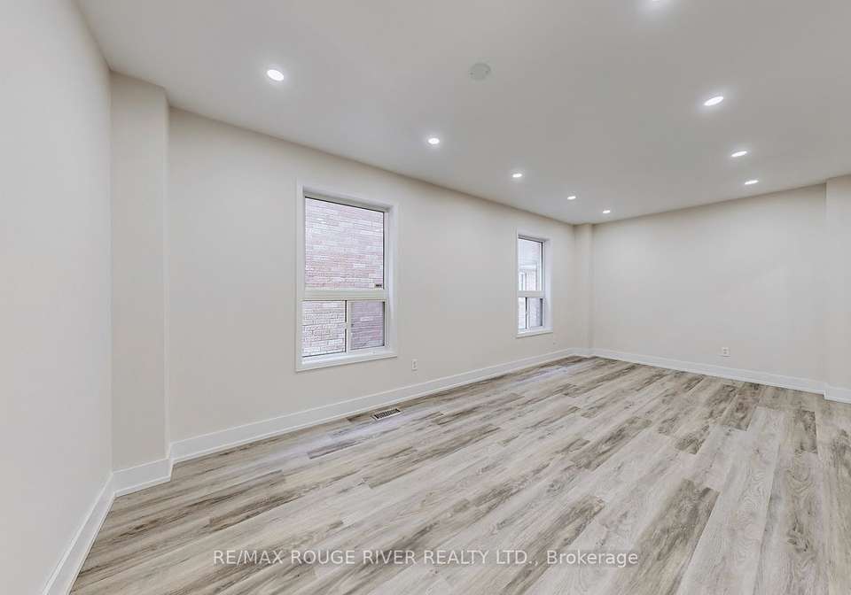 6-hibbard-drive-ajax-ontario-e12480473