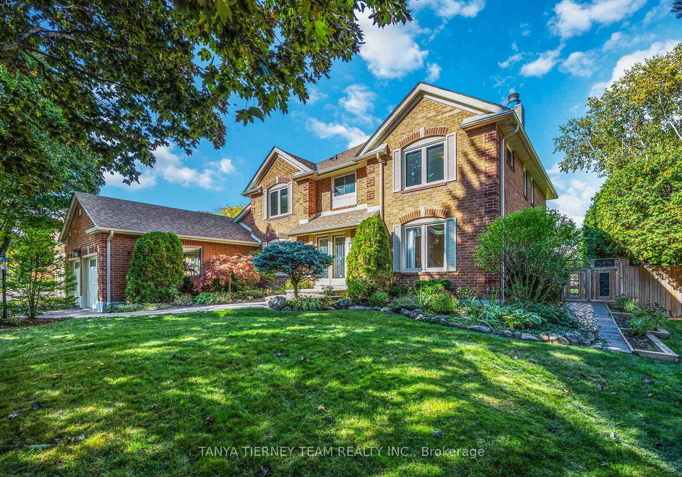 6-lyndhurst-crescent-whitby-ontario-e12480568