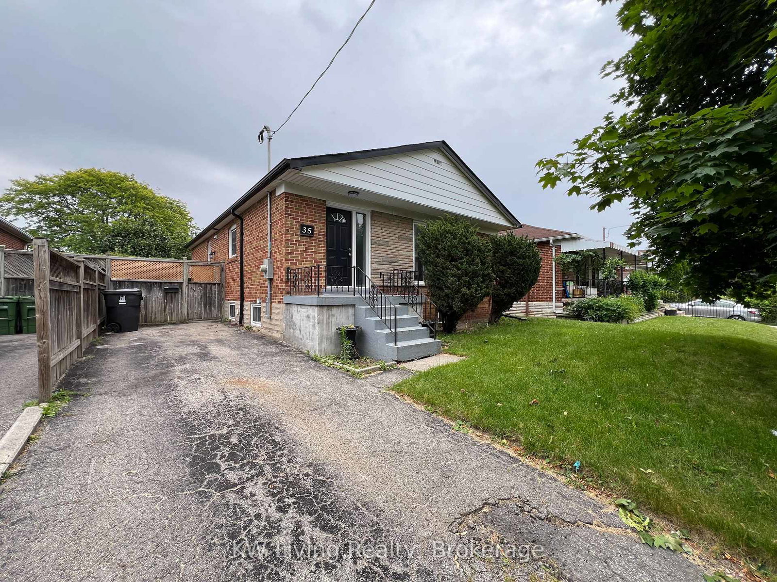 35-vauxhall-drive-scarborough-ontario-e12480587