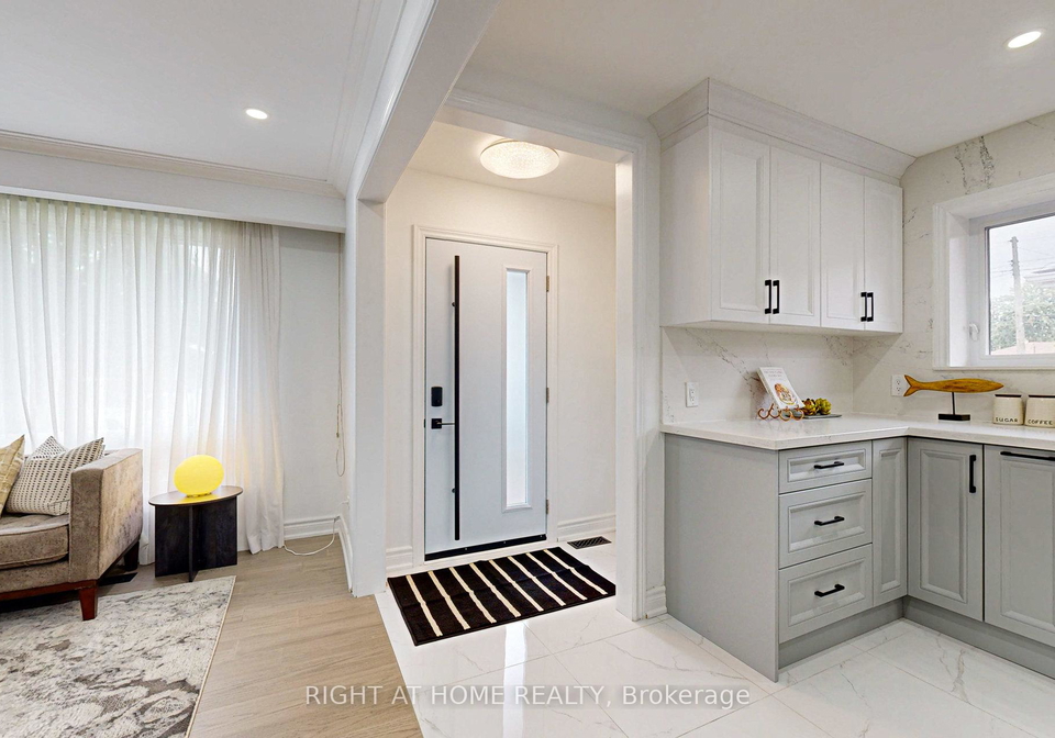 4-barnes-crescent-scarborough-ontario-e12480895