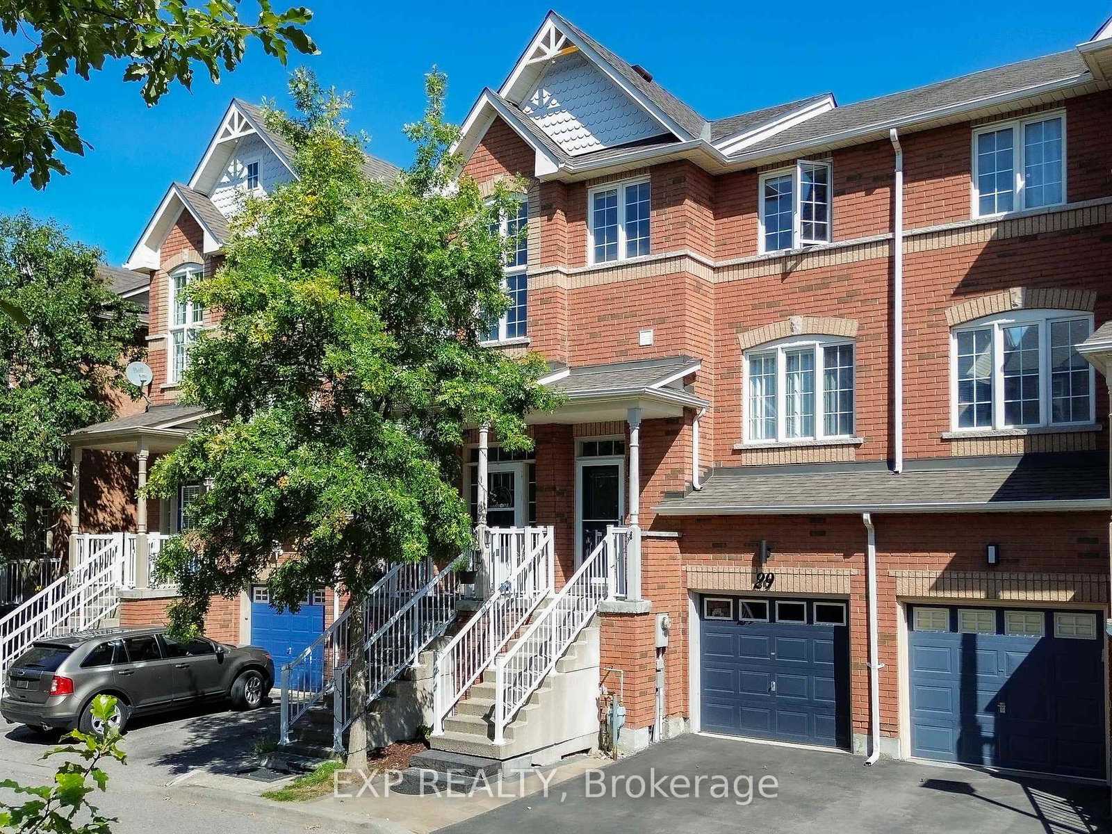 29-annable-lane-ajax-ontario-e12481033