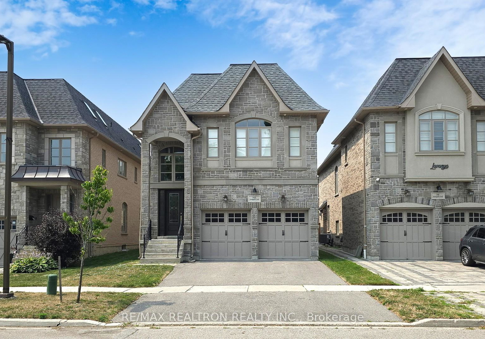 746a-stonepath-circle-pickering-ontario-e12481514