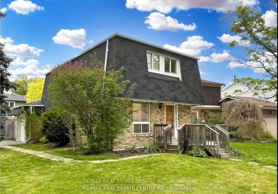 25-ivanic-court-whitby-ontario-e12482672