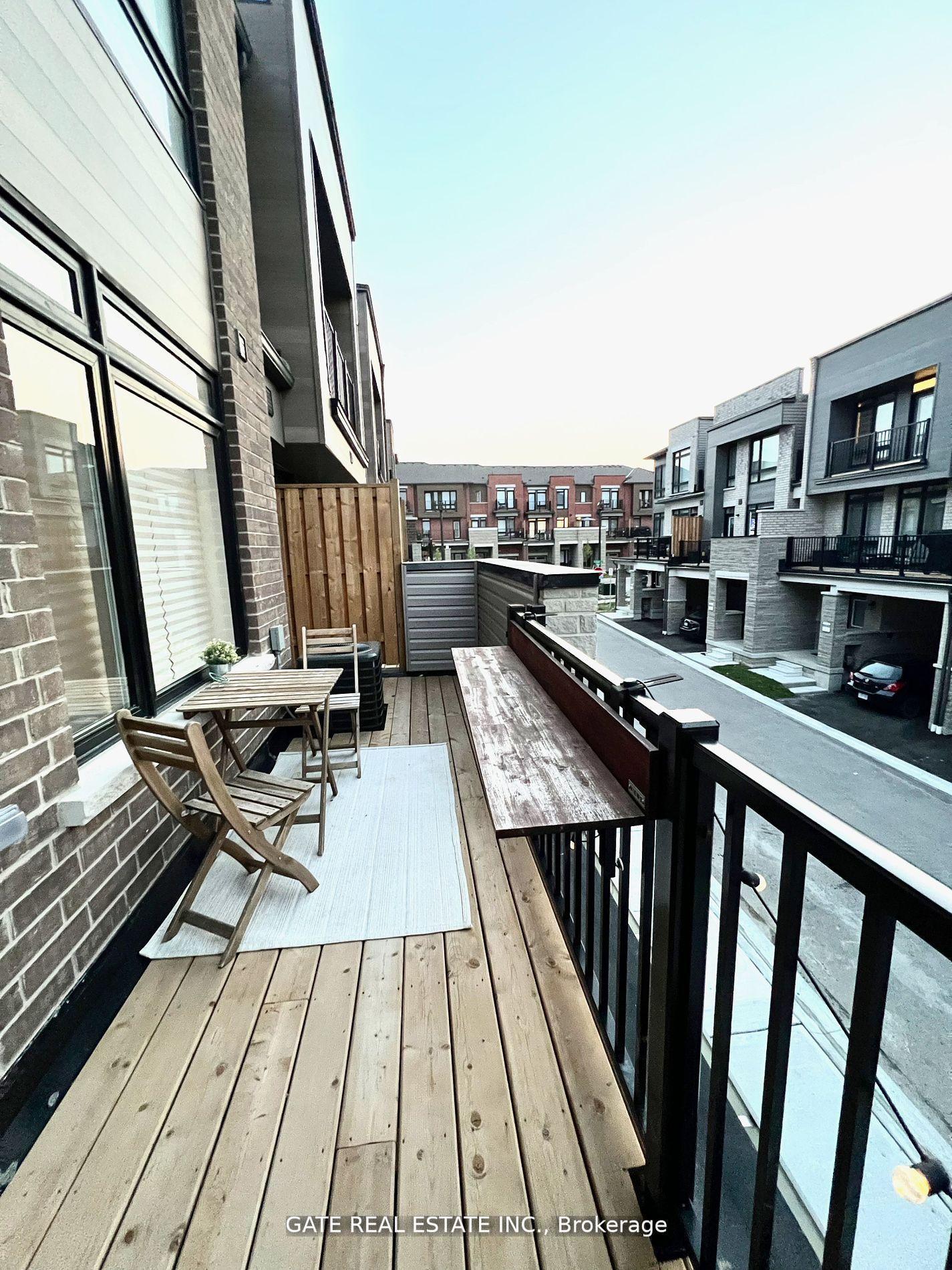 9-dallotto-lane-ajax-ontario-e12483011