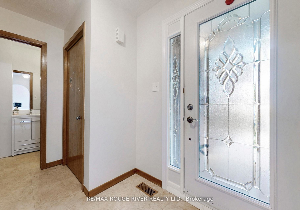 9-comrie-terrace-scarborough-ontario-e12484081