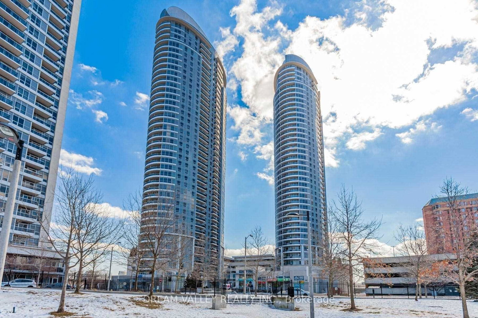 125-village-green-square-scarborough-ontario-e12484829