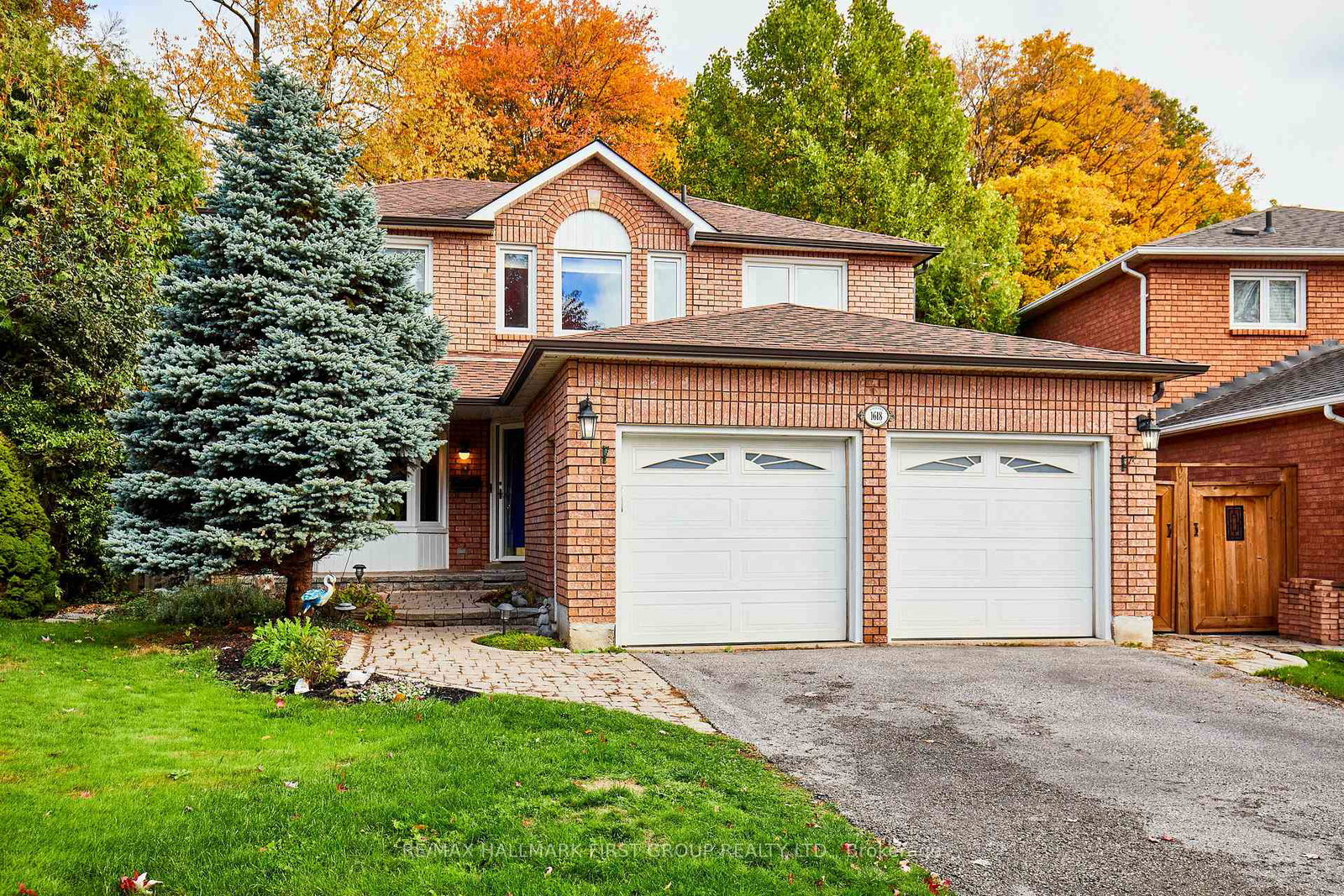 1618-baggins-street-pickering-ontario-e12485218