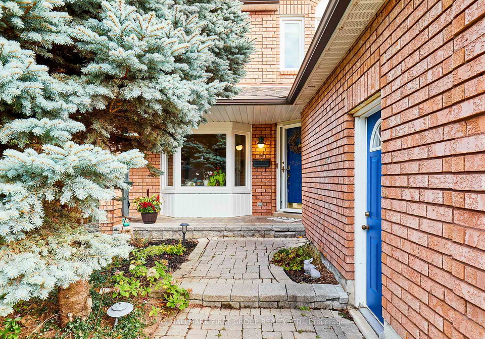 1618-baggins-street-pickering-ontario-e12485218