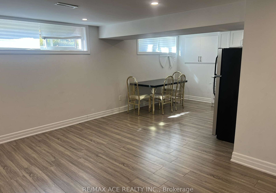 21-ada-crescent-scarborough-ontario-e12485676