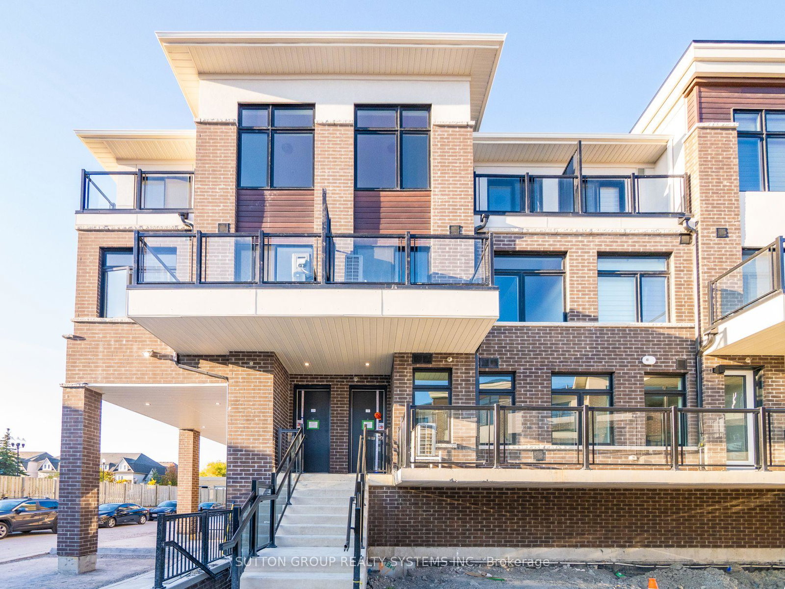 755-omega-drive-pickering-ontario-e12485960