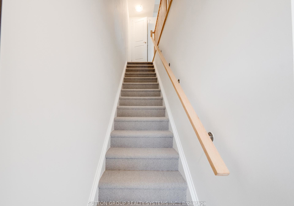 755-omega-drive-pickering-ontario-e12485960
