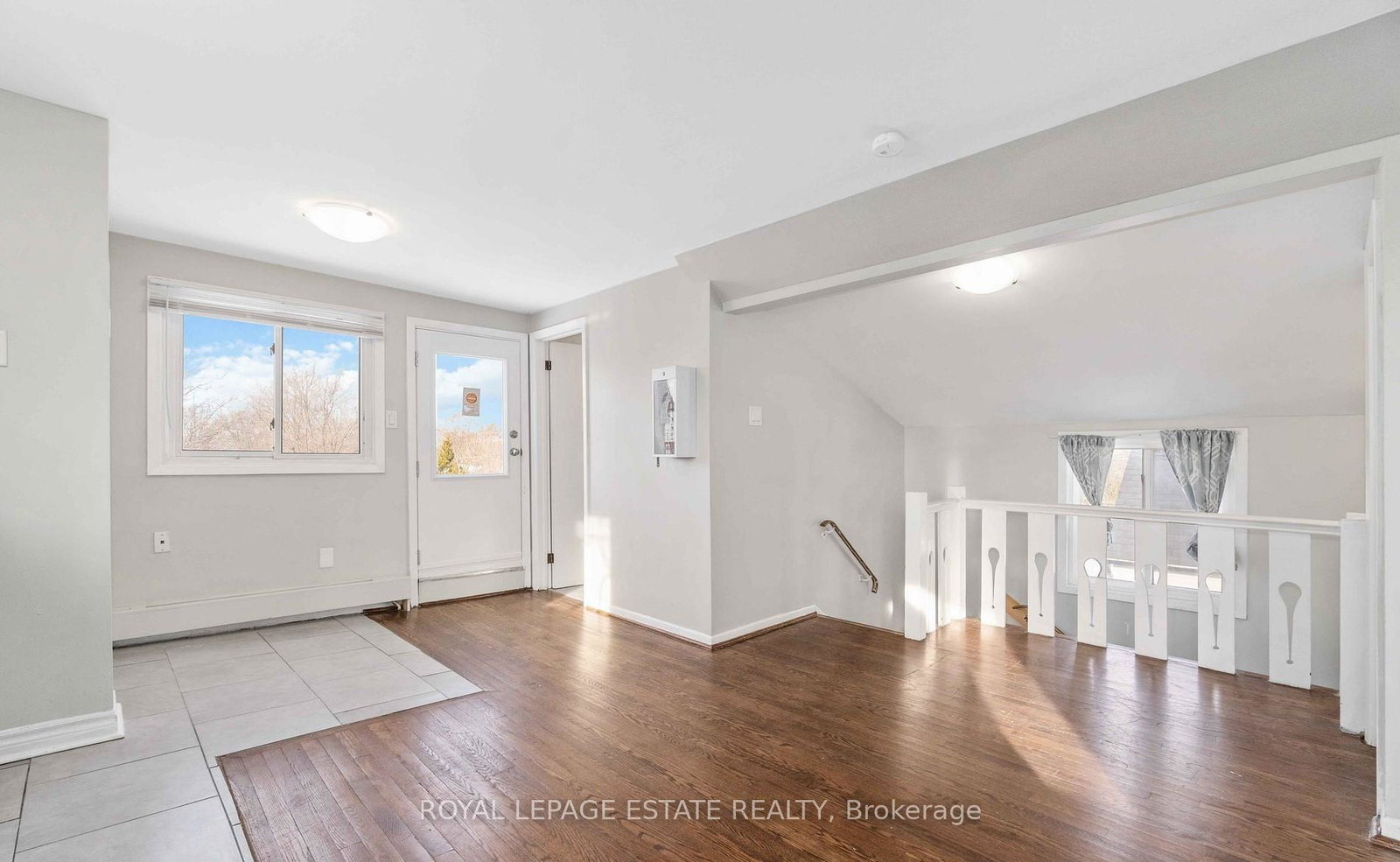 142-westlake-avenue-east-york-ontario-e12486529