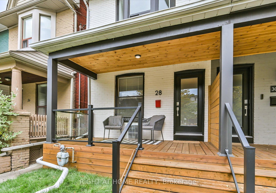 28-baltic-avenue-east-york-ontario-e12486685