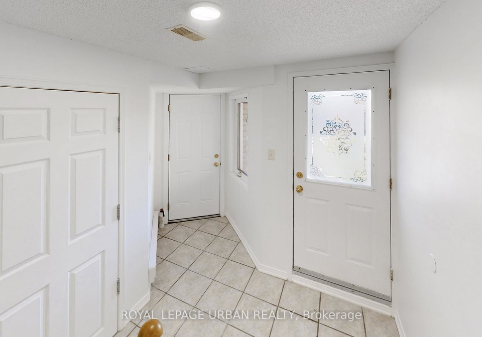 4651c-kingston-road-scarborough-ontario-e12486691