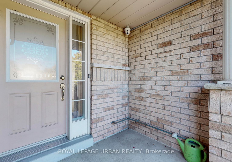 4651c-kingston-road-scarborough-ontario-e12486692