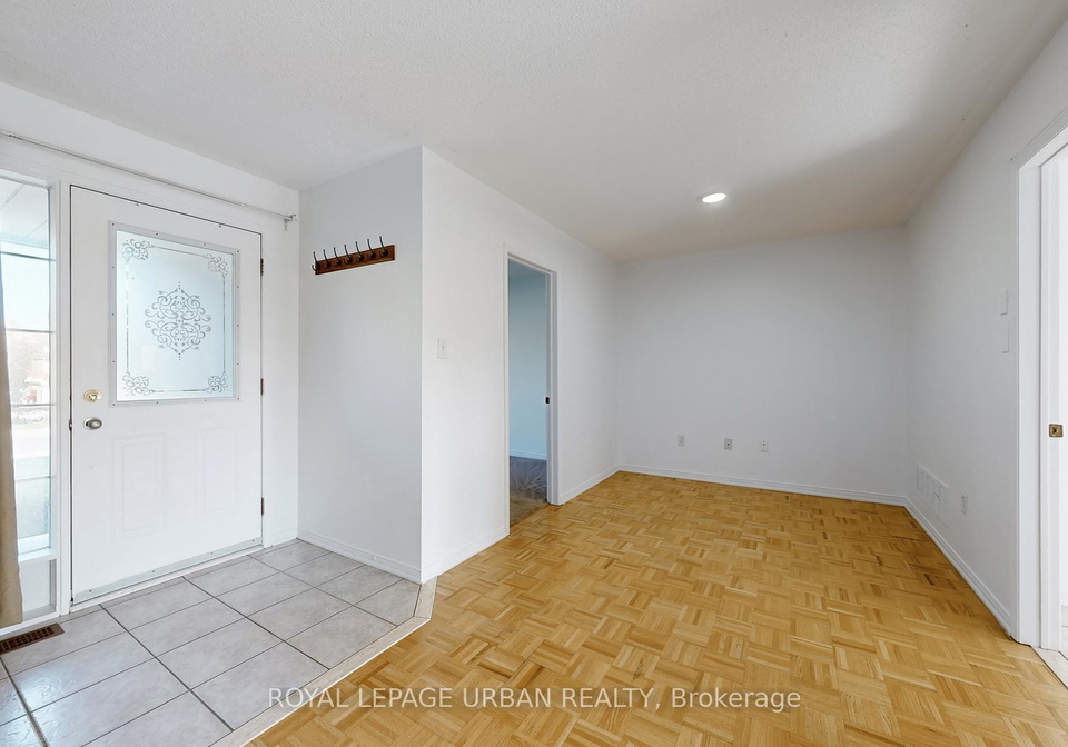 4651c-kingston-road-scarborough-ontario-e12486692