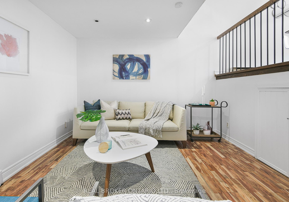 1666-queen-street-e-toronto-ontario-e12486736