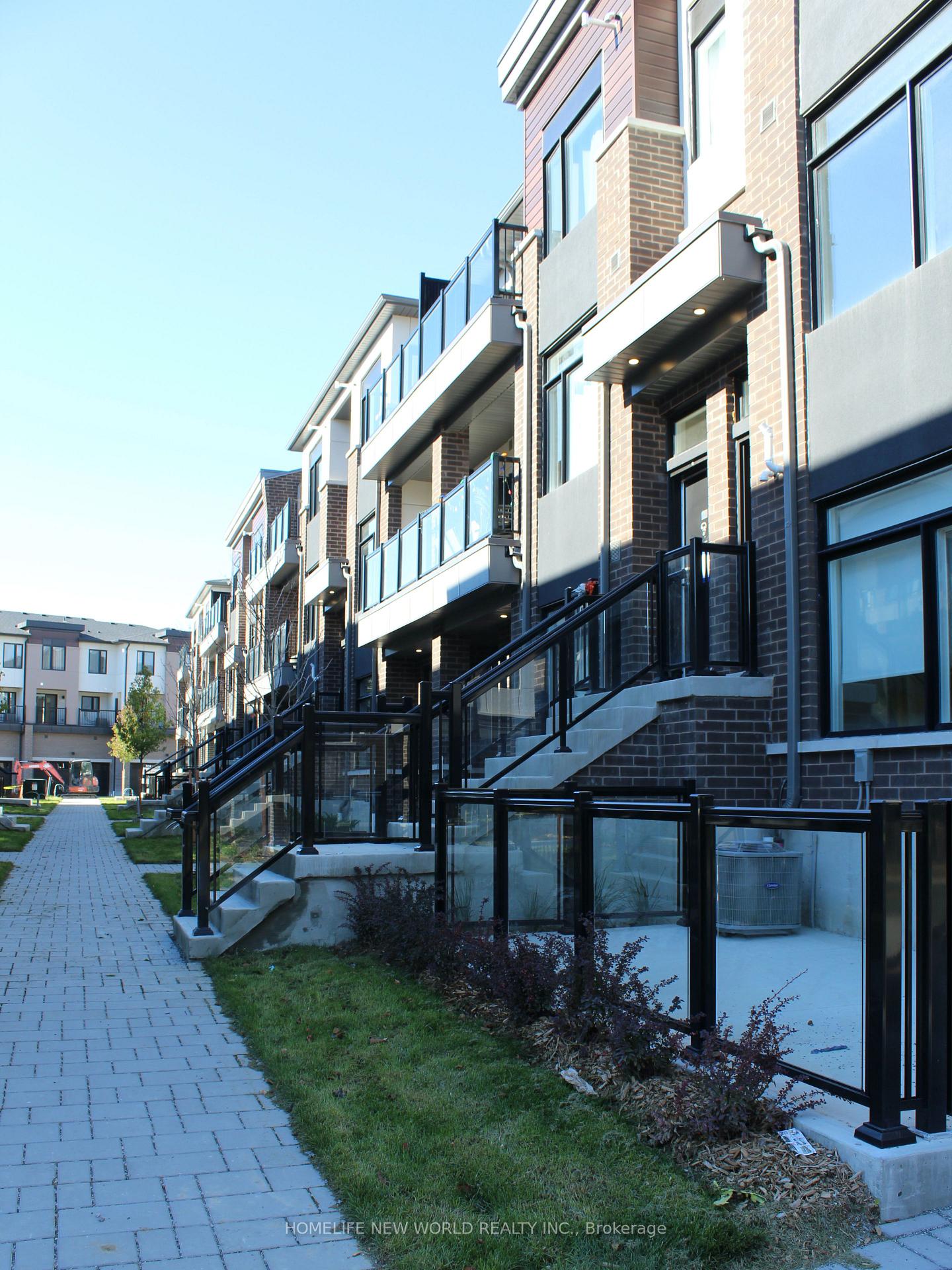 1695-dersan-street-pickering-ontario-e12487038
