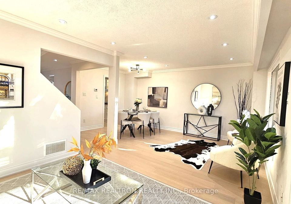 19-pondtail-drive-scarborough-ontario-e12487085