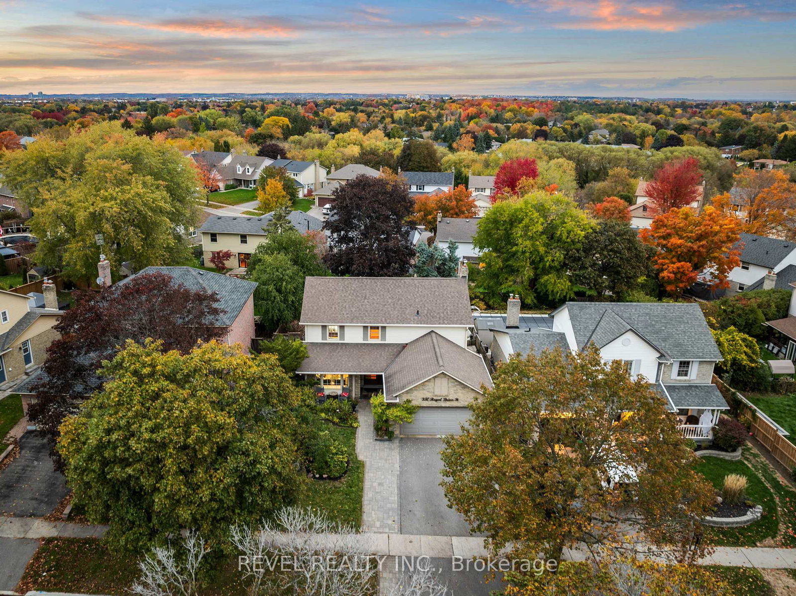 330-regal-briar-street-whitby-ontario-e12487373