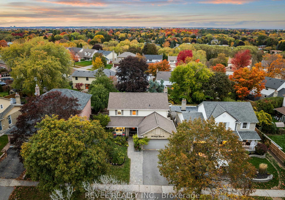 330-regal-briar-street-whitby-ontario-e12487373