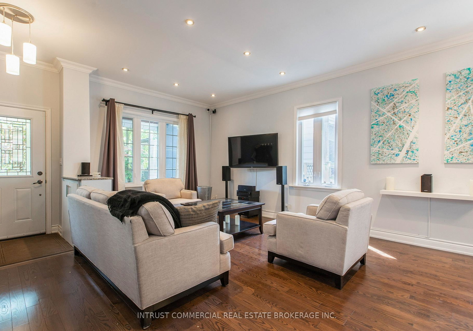 398-leslie-street-toronto-ontario-e12487565